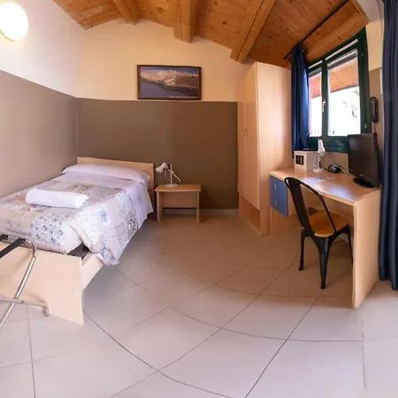 Hostel Bg Μπέργκαμο