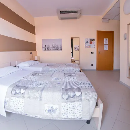 Bg Hostel *
